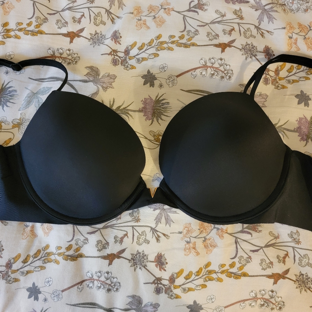 Victoria's Secret Push-up Bra 34D